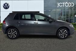 VOLKSWAGEN Golf Photo 4