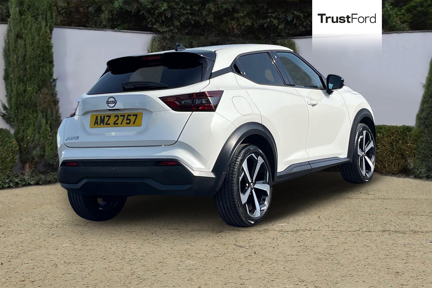Nissan JUKE Photo 3