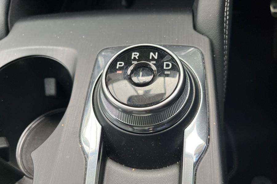 Ford Kuga Photo autoimg-d112cfc9ba74a2e4b2b7760c671c1e81ca74e45f.jpg
