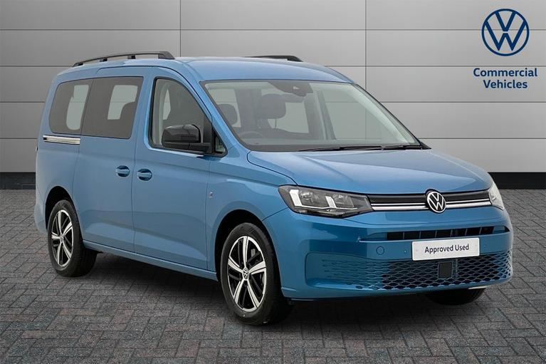 Used ~ VOLKSWAGEN Caddy Maxi C20 Life Maxi 122 PS 2.0 TDI DSG Costa Azul Blue at JCT600