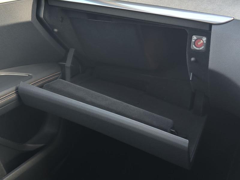 Used Peugeot 3008 EJ23VAX 32