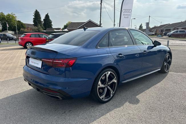 AUDI A4 Photo 24