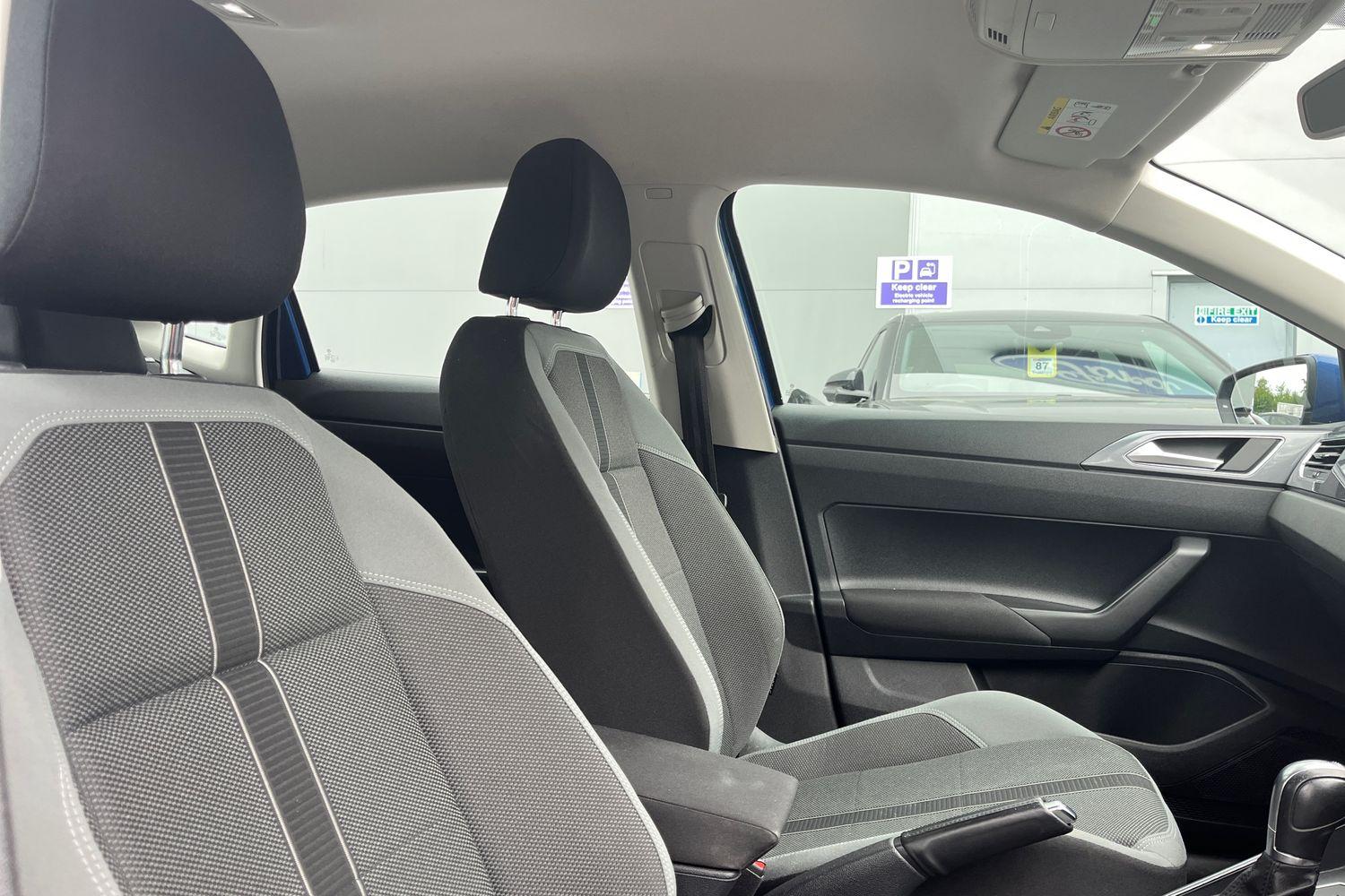 Volkswagen POLO Photo 16