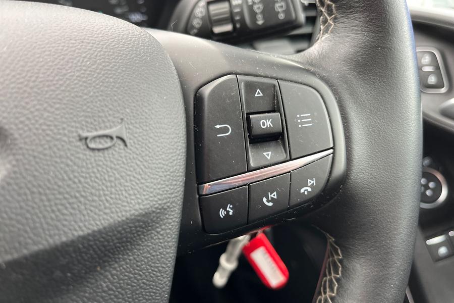 Ford FIESTA Photo autoimg-d11cb5cb027b6a41578a224271c184150df28dce.jpg