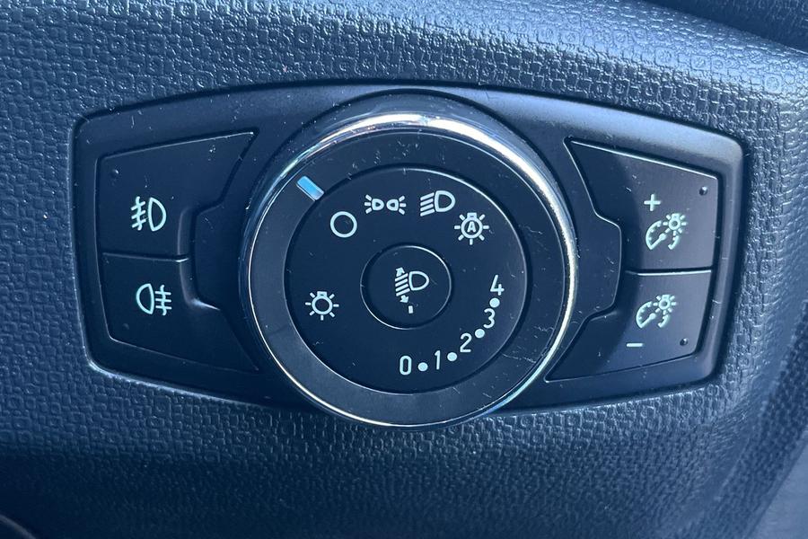 Ford ECOSPORT Photo autoimg-d11cec25948dd309ec17a4af3bd8ffe37b5b4ba3.jpg
