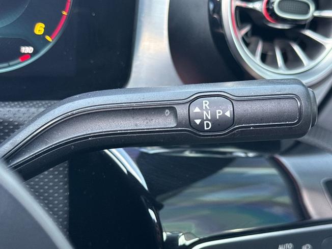 MERCEDES-BENZ CLA Photo 57