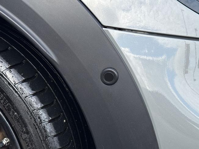 MINI Hatch Photo 30