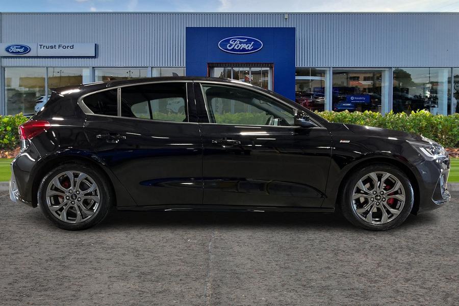 Ford FOCUS Photo autoimg-d12757fd20f186b6a61c00f885606cfc28631118.jpg