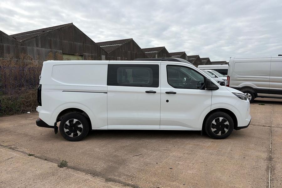 Ford TRANSIT CUSTOM Photo autoimg-d12774e2bec23601f2b54f8f03b6edbb6758ccce.jpg