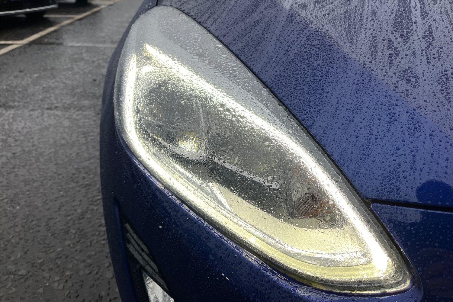 Ford FIESTA Photo 37