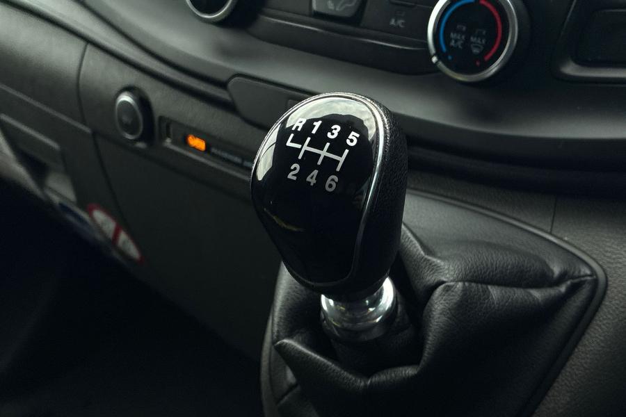 Ford Transit Custom Photo autoimg-d12d42426a676161eeca19bd945ba87128098352.jpg