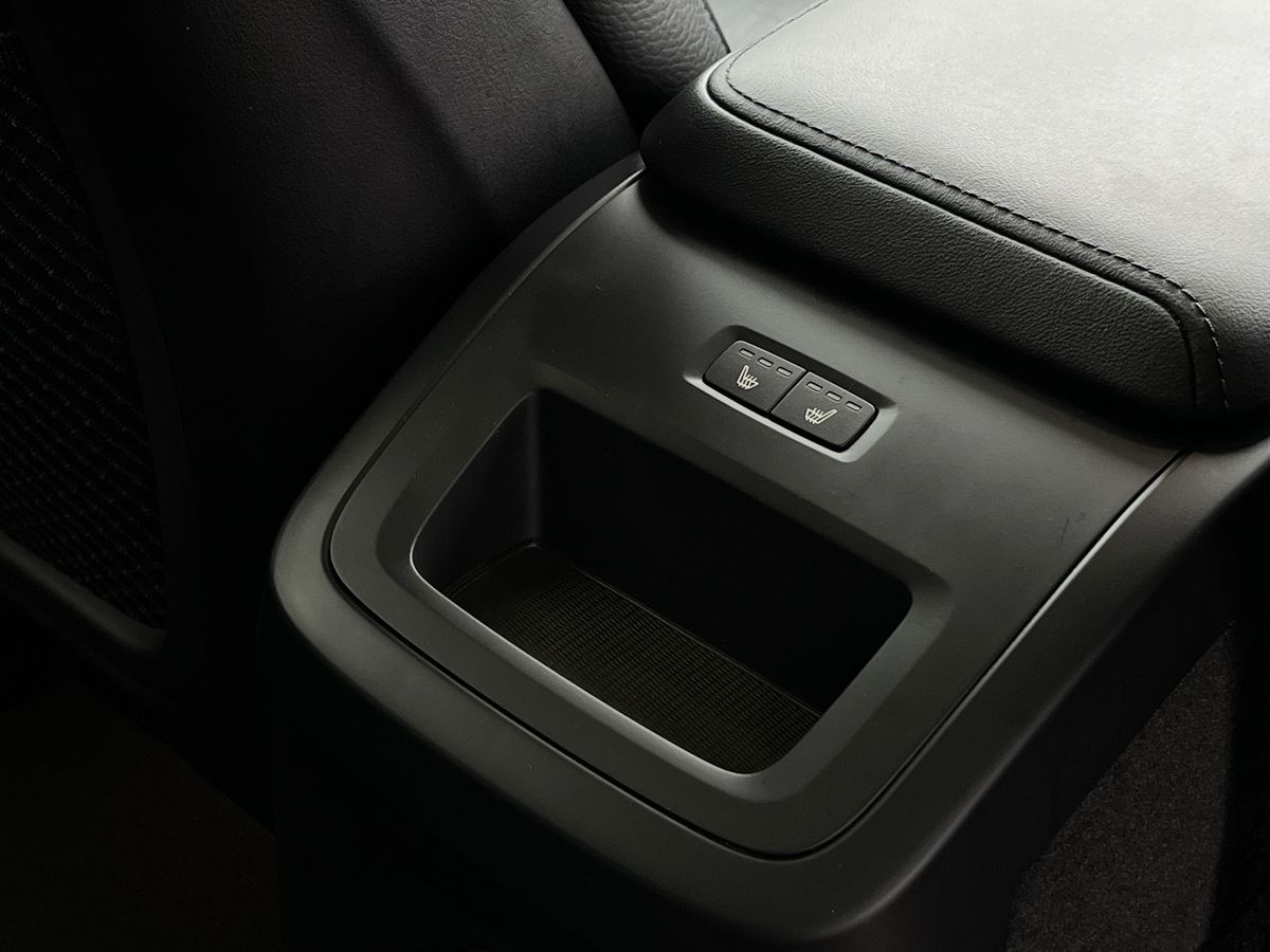 Volvo XC60 Photo 34