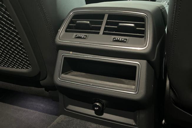 AUDI A6 Avant Photo 29