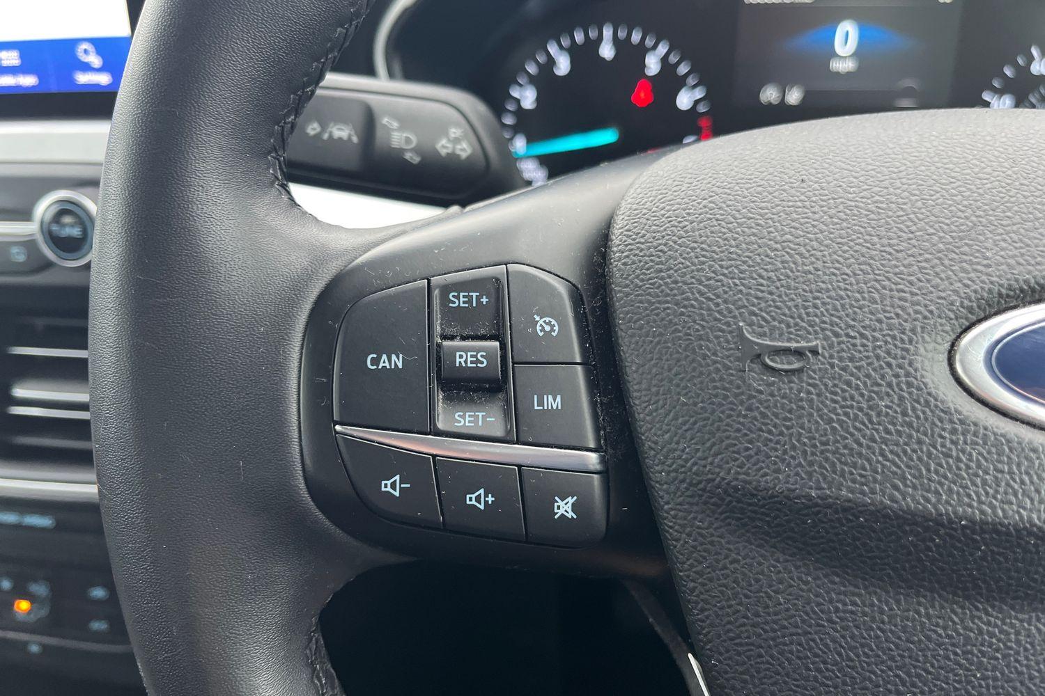 Ford FOCUS Photo 35