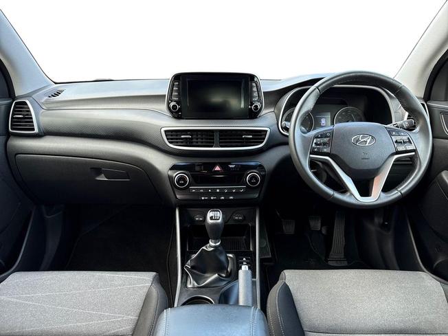 HYUNDAI Tucson Photo 10