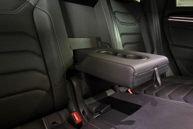 VOLKSWAGEN Touareg Photo 31