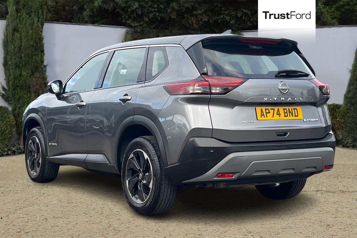 Nissan X-Trail Photo 1
