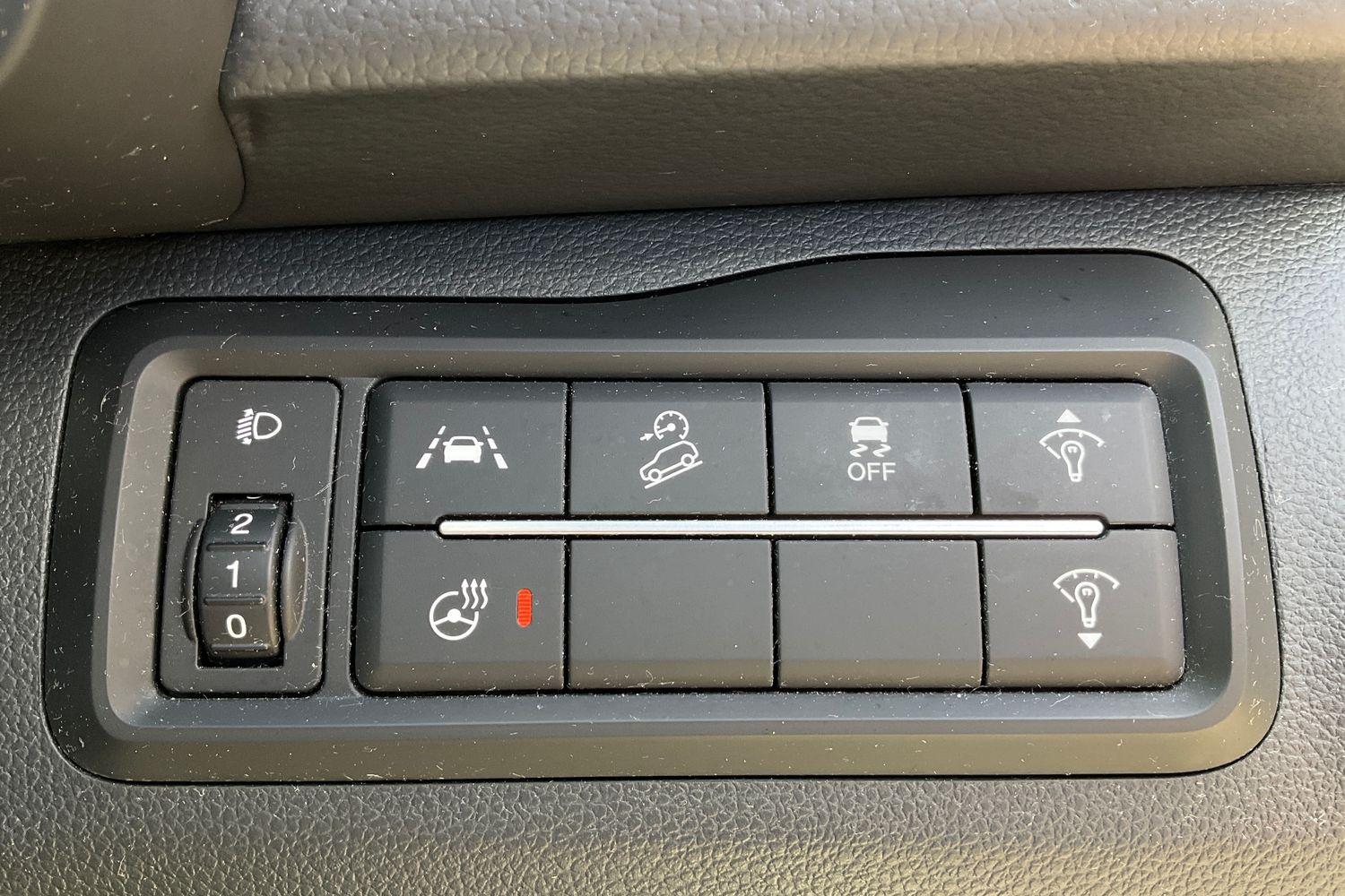 SsangYong TIVOLI Photo 31