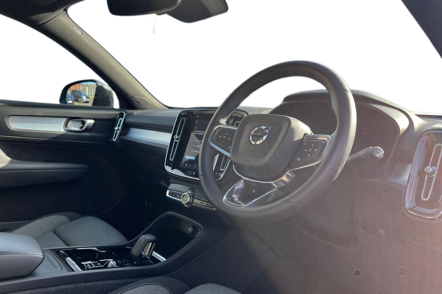 Volvo XC40 Photo 8