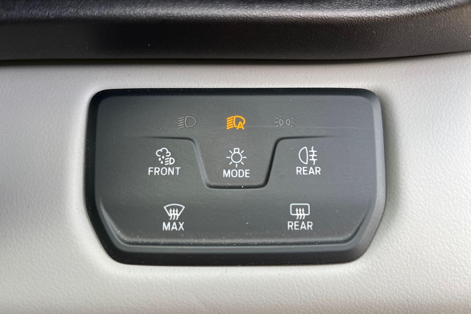 Ford Explorer Photo 31