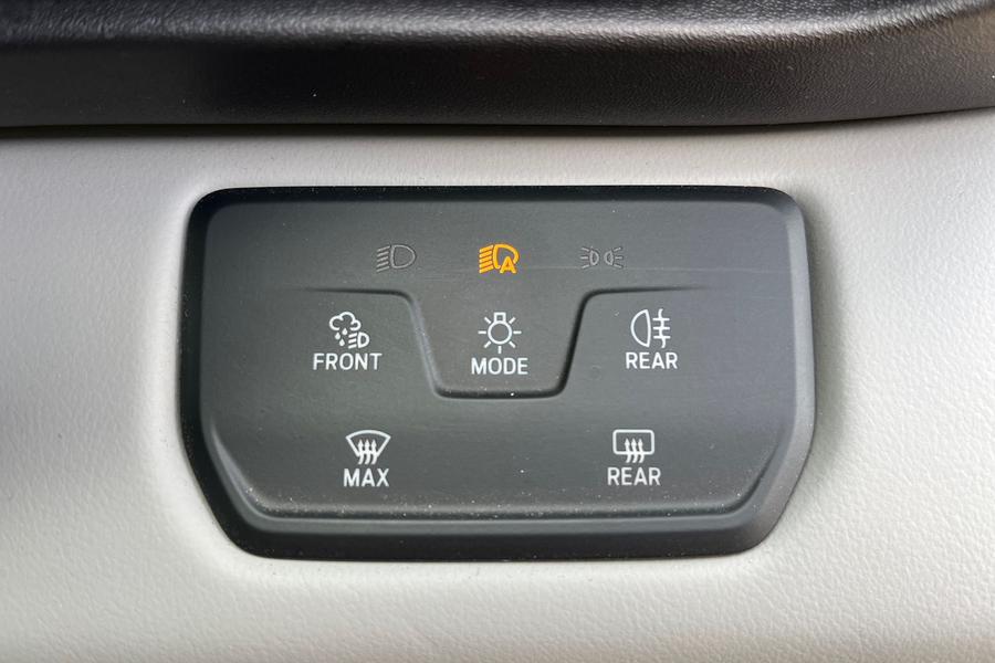 Ford Explorer Photo autoimg-d13bb2495e46654d68a1eec0390d6823d51abea0.jpg
