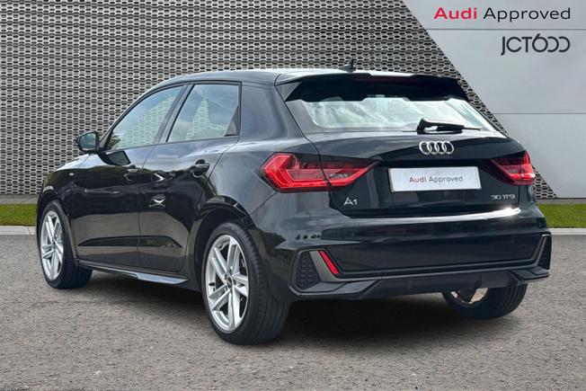 AUDI A1 Photo 3