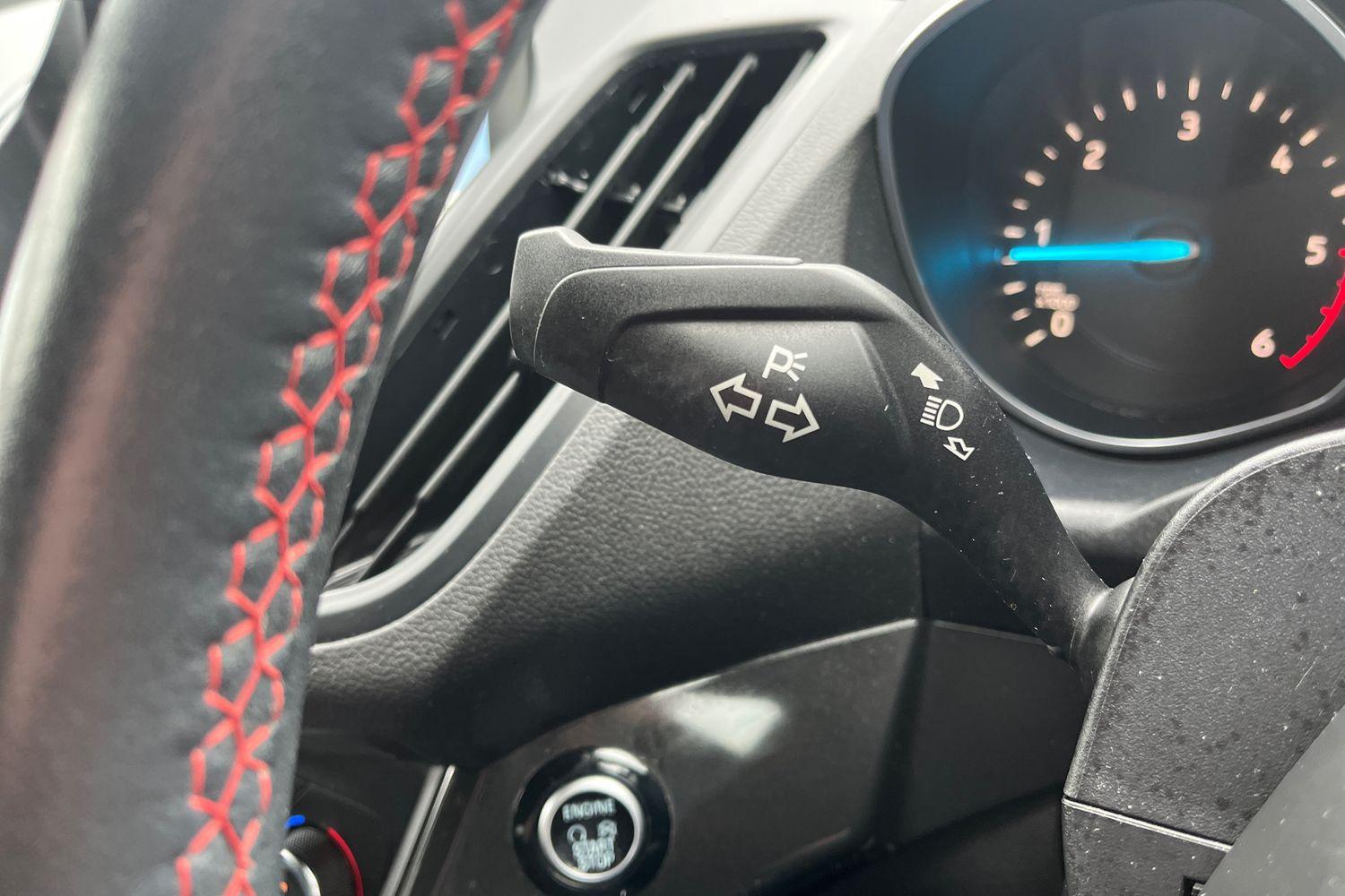 Ford KUGA Photo 13