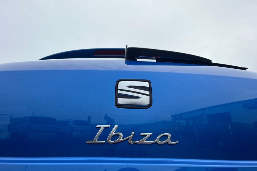 SEAT IBIZA Photo autoimg-d14179de8c5bee5cfce93fff597e483f7b394eb3.jpg