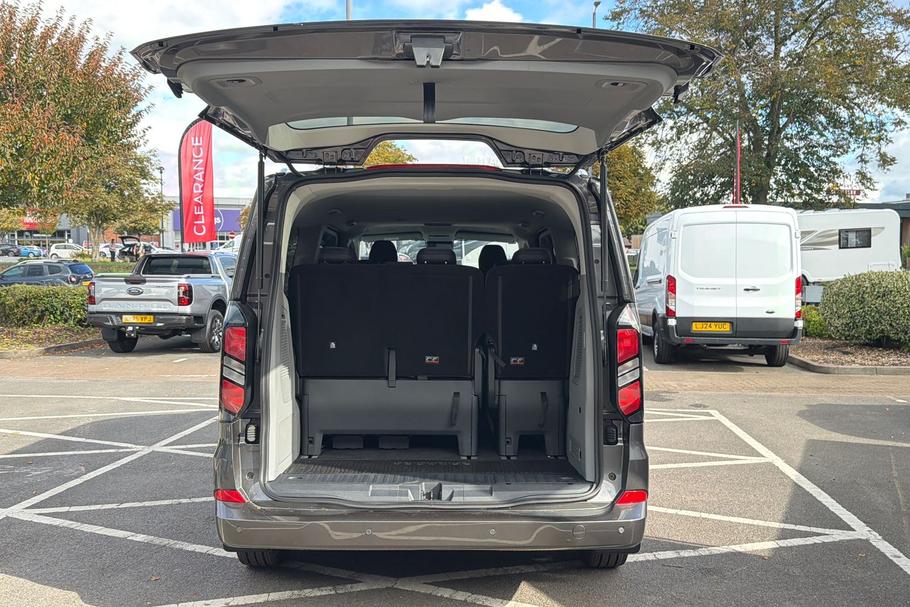 Used Ford TOURNEO CUSTOM 6