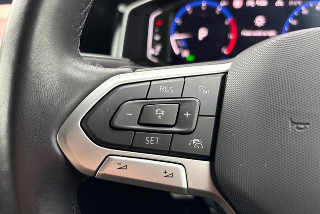 VOLKSWAGEN Polo Photo 16