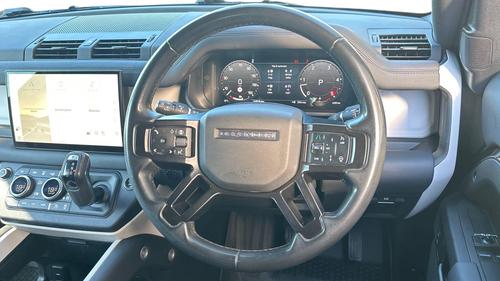 Land Rover Defender Photo autoimg-d150f68cf187bf697815e6159e3b3b45d549b730.jpg