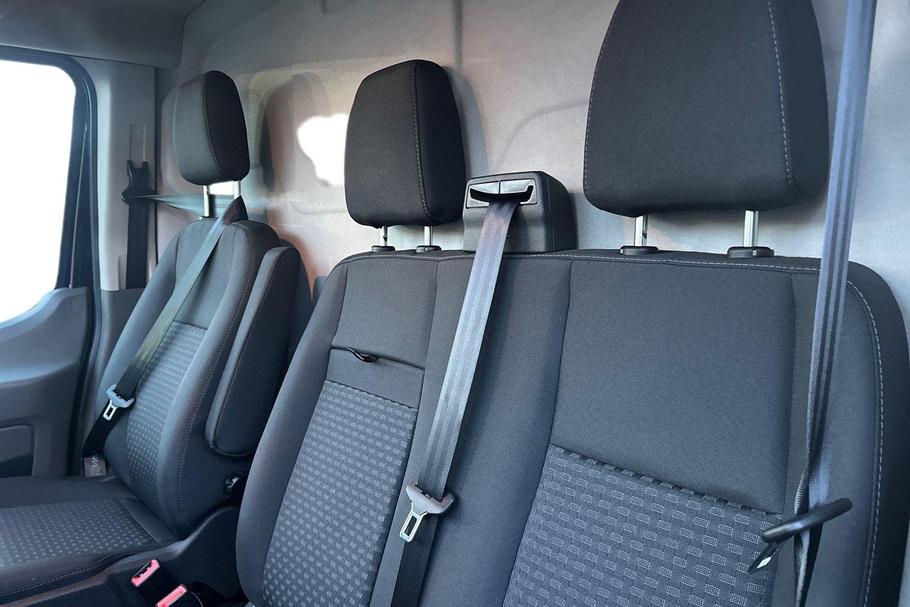 Used Ford E-TRANSIT 10