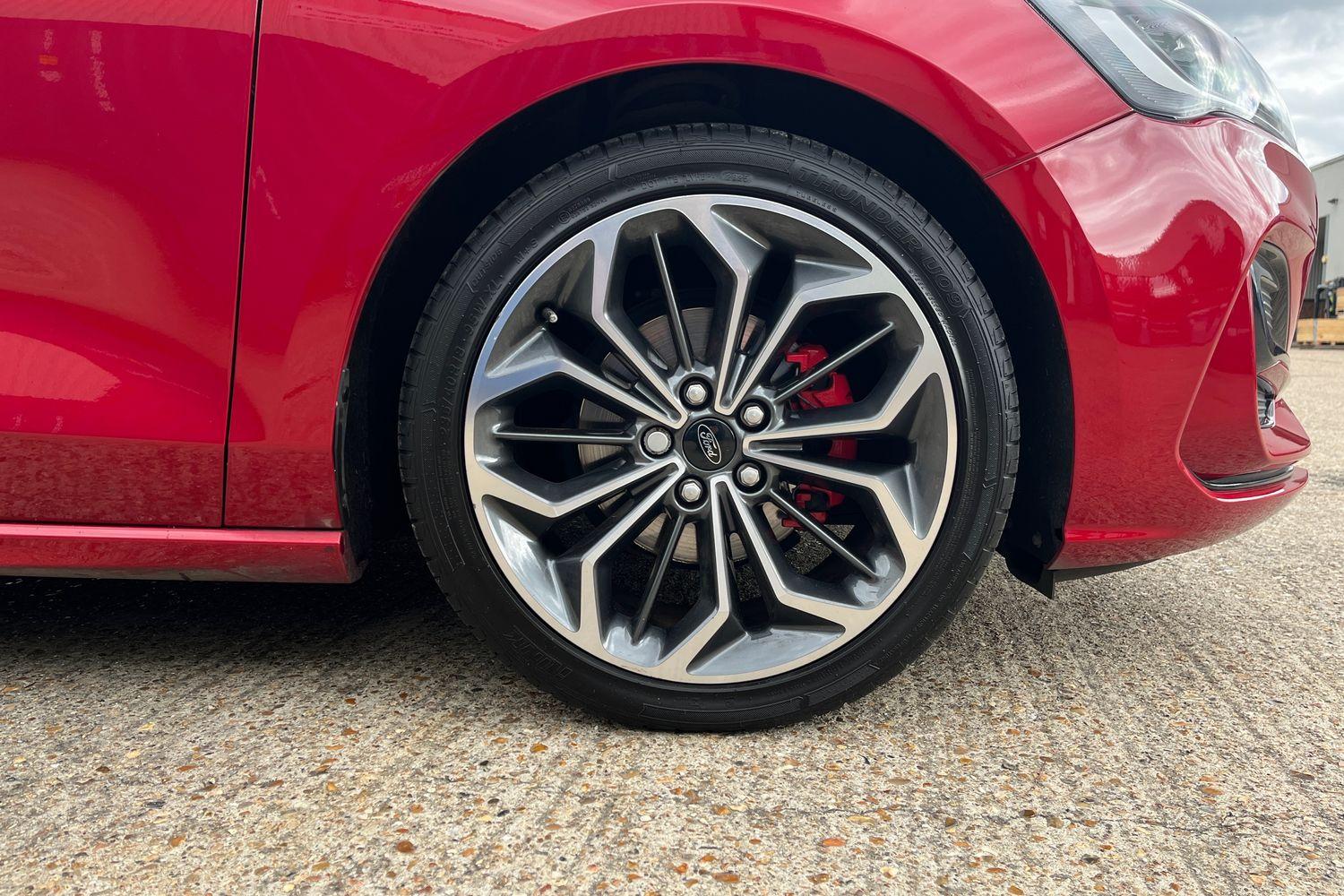 Ford Focus Photo 7