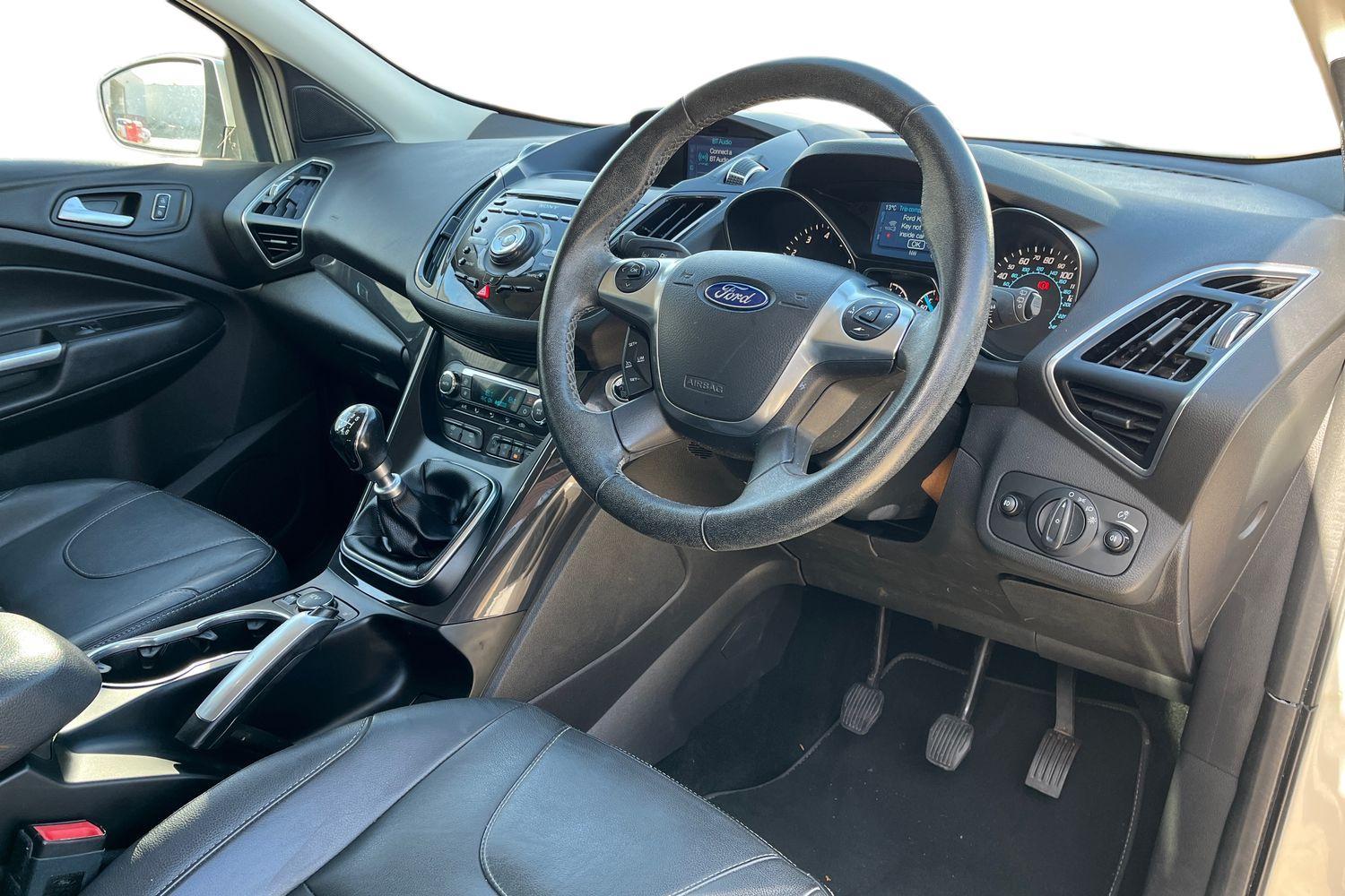 Ford Kuga Photo 8