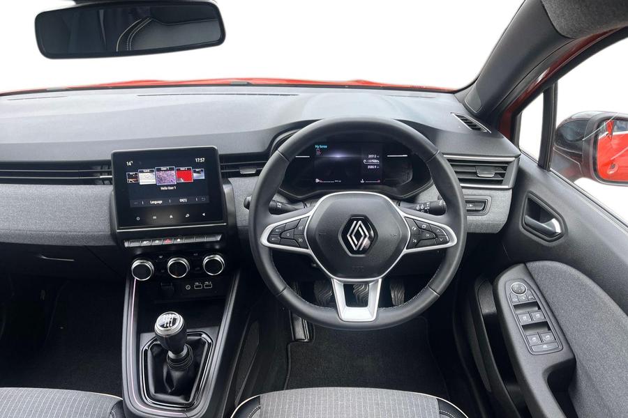 Renault CLIO Photo autoimg-d16046cef5eee6060a8b4d7dcec595cba8da9617.jpg