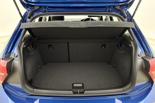 VOLKSWAGEN Polo Photo 12