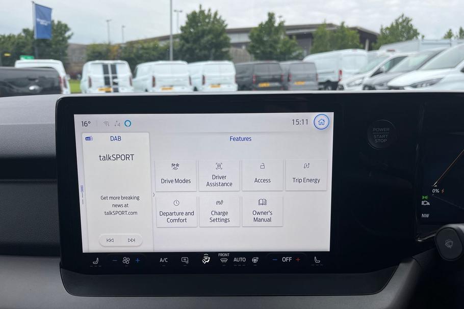 Used Ford E-Transit Courier UXZ7898 28