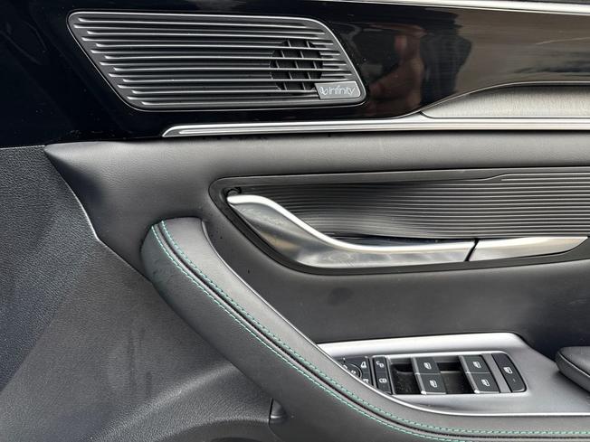BYD Seal U Photo 30
