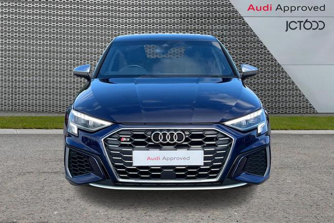 AUDI S3 Photo 8