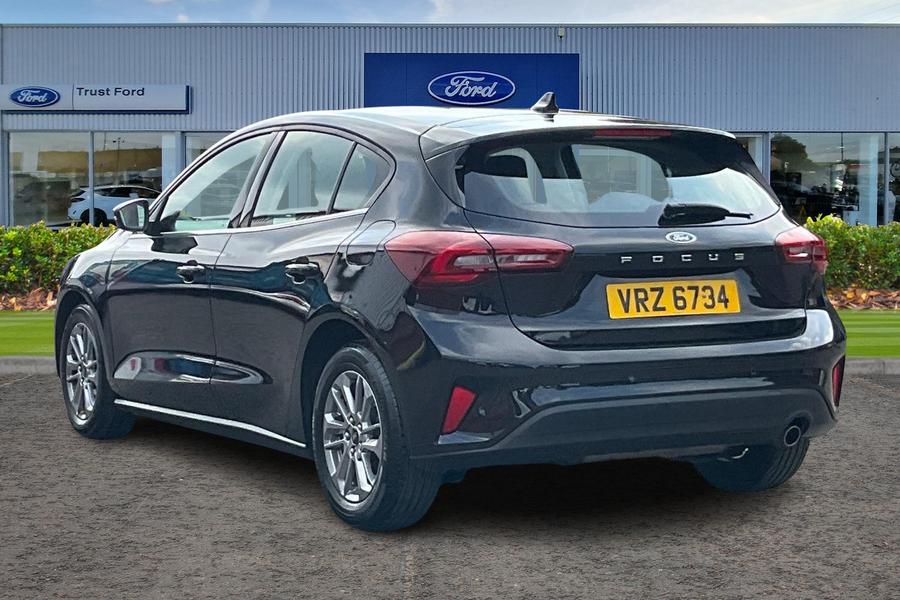 Ford Focus Photo autoimg-d16c73fa0612a32a0f7f6064b2e325938b390e91.jpg