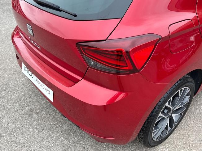 SEAT Ibiza Photo 23