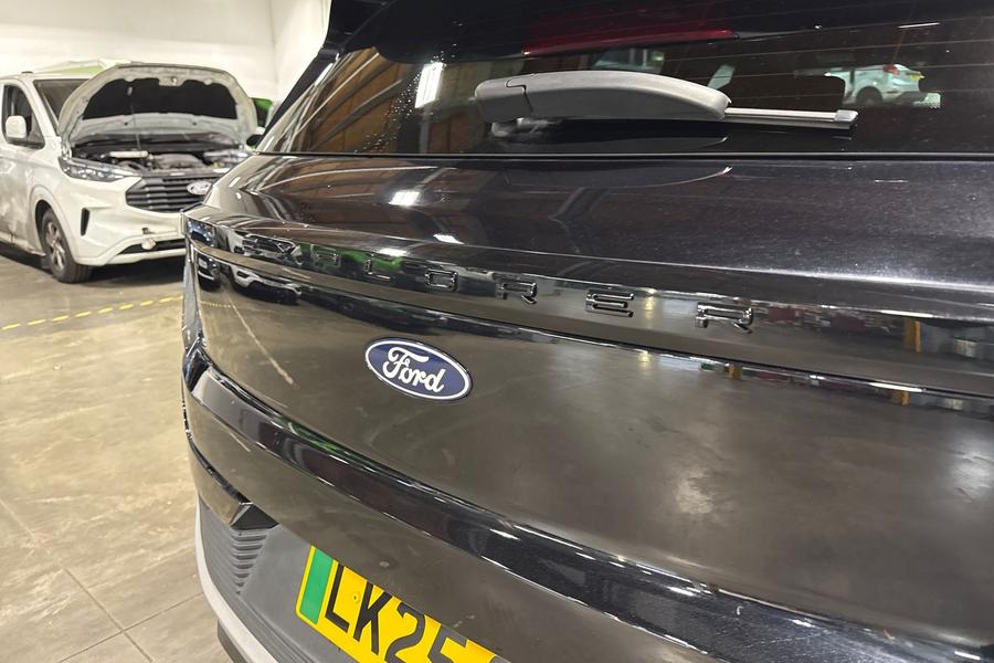 Ford Explorer Photo autoimg-d16e74fb3c6937b89c88dfebbc720ab0dc8b9443.jpg