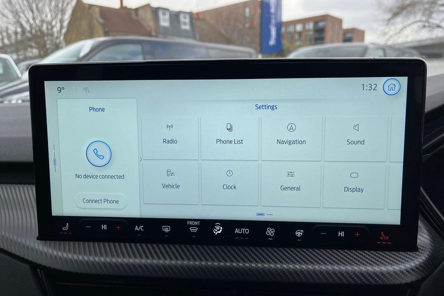 Ford KUGA Photo autoimg-d16e83c257a08a7627198b8c535400e013386c03.jpg