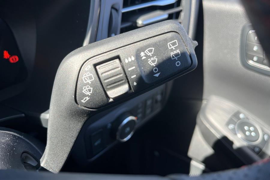 Ford KUGA Photo autoimg-d16e86129e1f19674f302612803b15569157da44.jpg