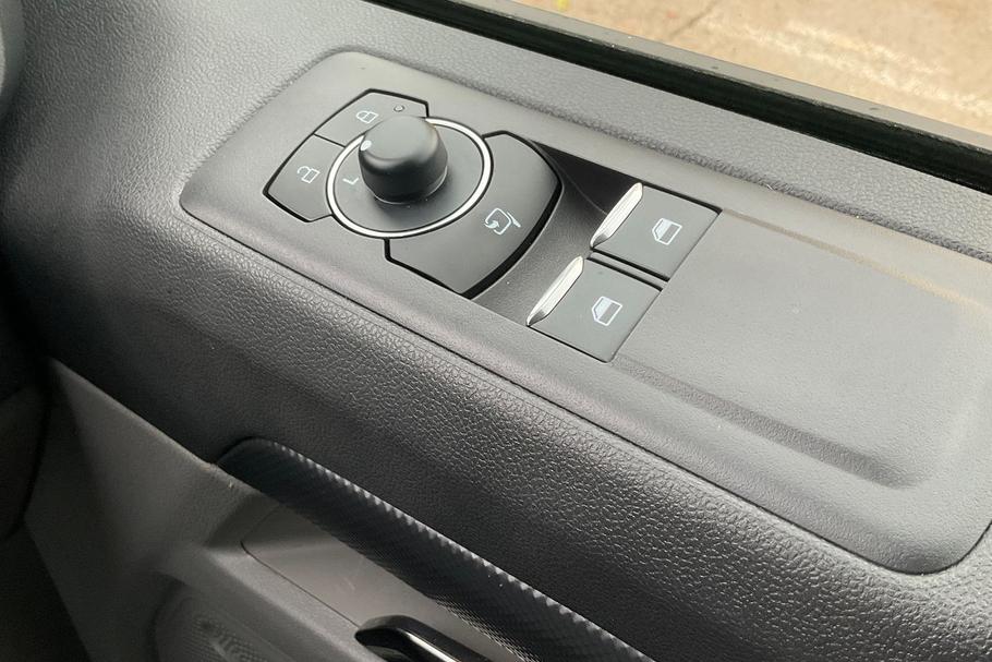 Used Ford TRANSIT CUSTOM 21