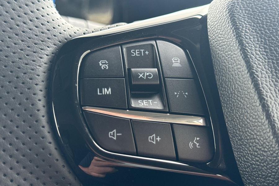 Ford TRANSIT CUSTOM Photo autoimg-d16f1332730bb511606703a981794ab343a4a94b.jpg
