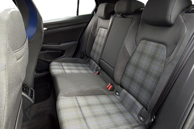 VOLKSWAGEN Golf Photo 9