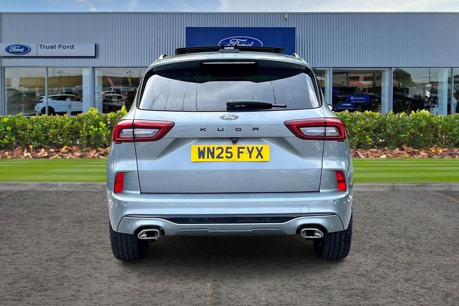 Ford Kuga Photo autoimg-d1741d69c2387df7662d08fee79c17a0f28f5cda.jpg