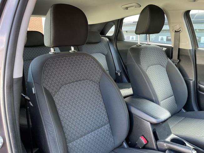 KIA Ceed Photo 27