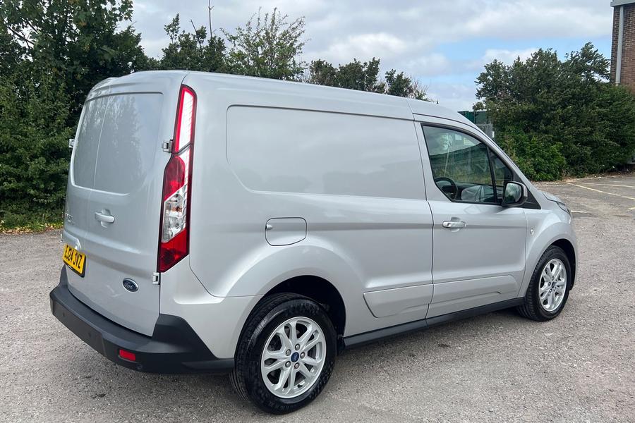 Ford TRANSIT CONNECT Photo autoimg-d1771fd34f202a5f3746e15455cce498d754b0b5.jpg